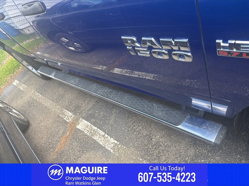 Used 2016 RAM 1500 Express AWD/4WD image 3