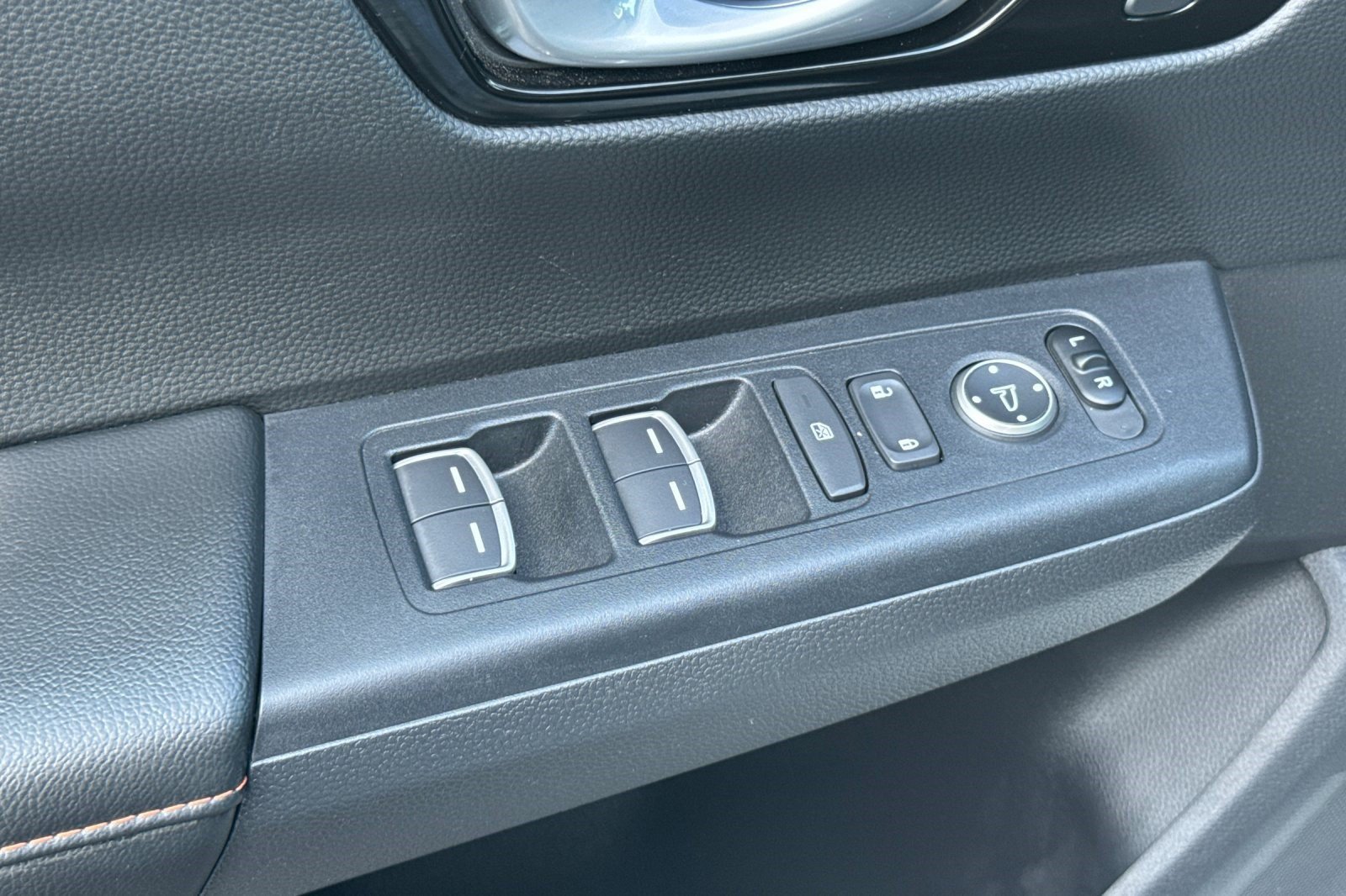 Certified 2025 Honda CR-V Sport Touring image 13