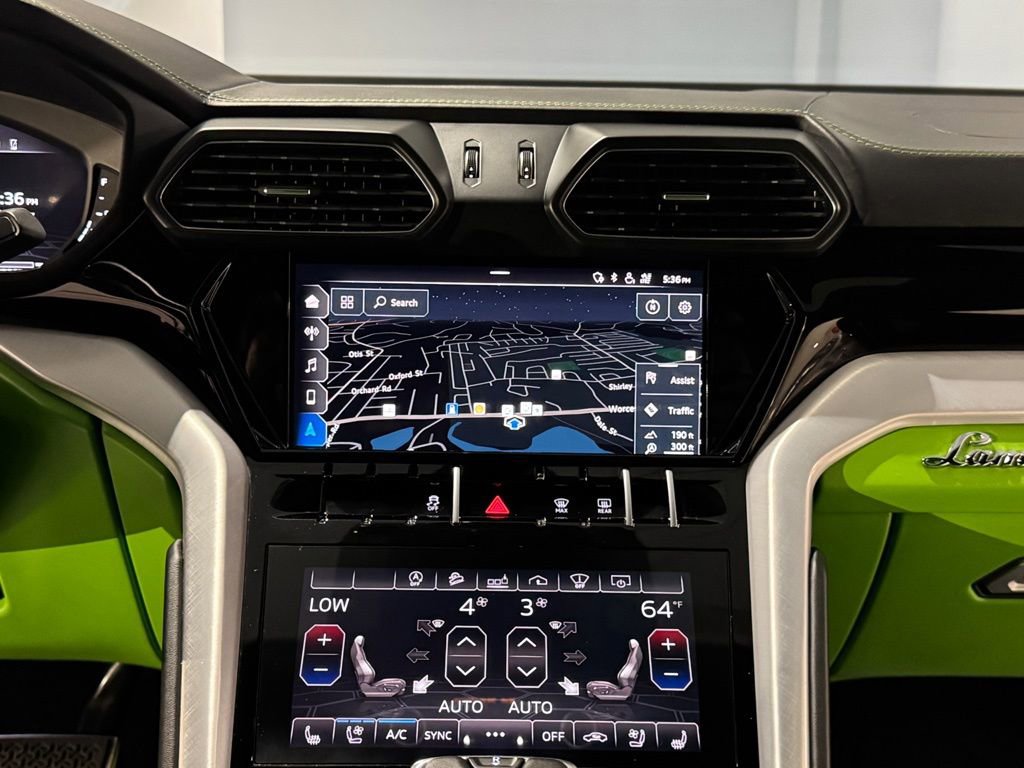 Used 2020 Lamborghini Urus image 34