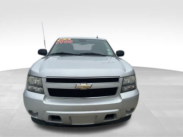 Used 2010 Chevrolet Avalanche LS image 3