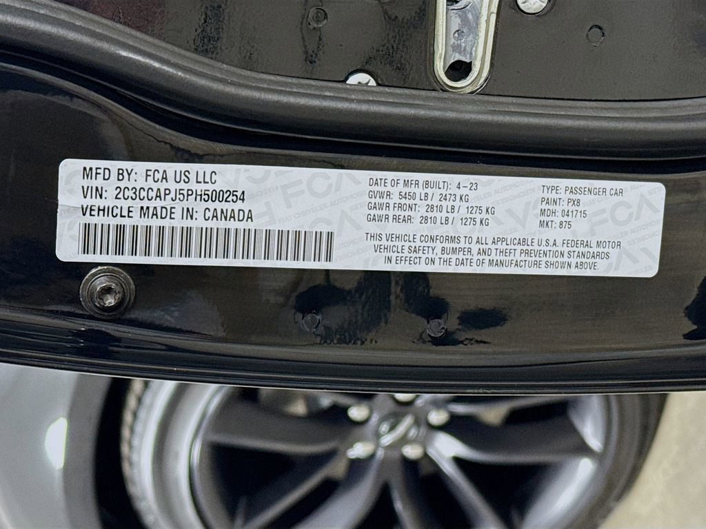 Used 2023 Chrysler 300 C image 32