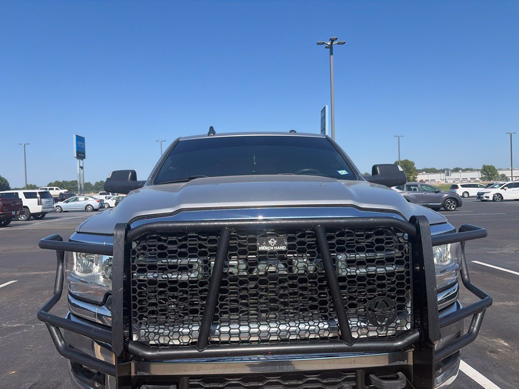 Used 2022 RAM 2500 Tradesman w/ Chrome Appearance Group AWD/4WD image 3