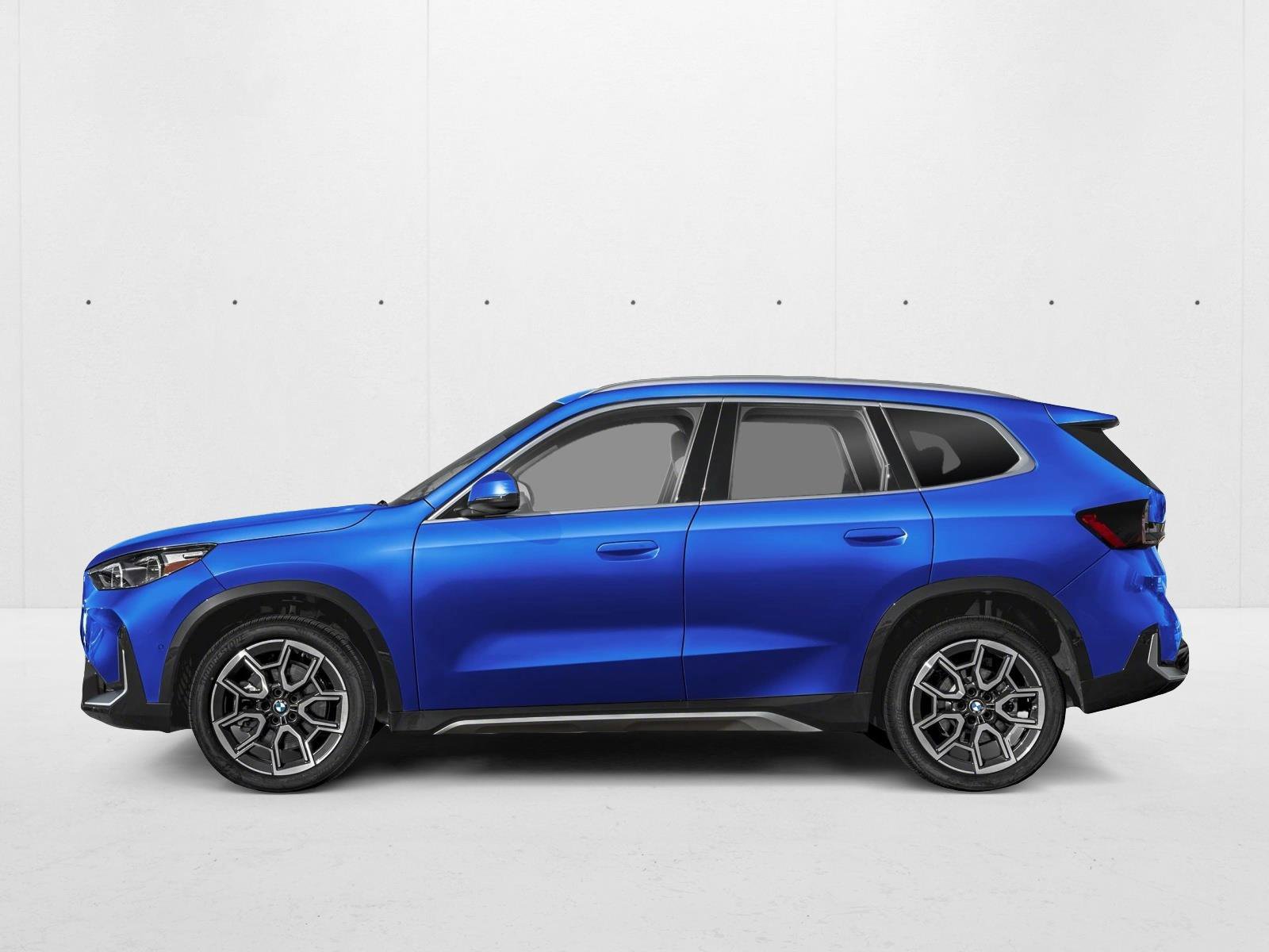 New 2026 BMW X1 xDrive28i AWD/4WD image 3