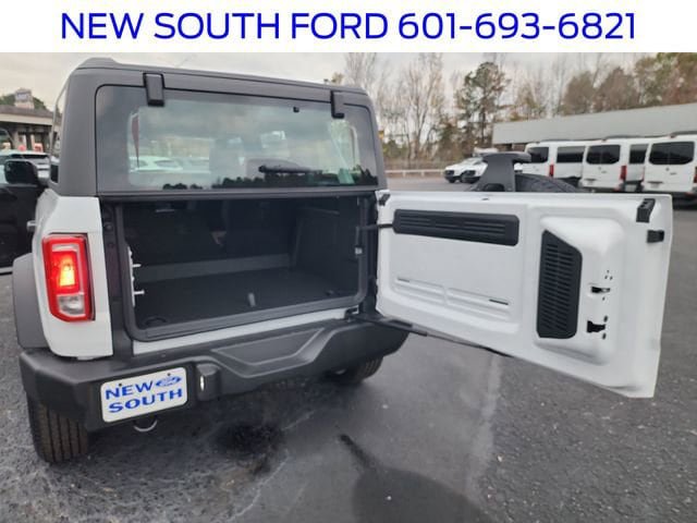 New 2025 Ford Bronco 4-Door AWD/4WD image 41