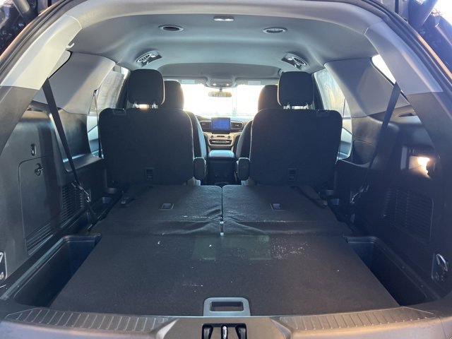 Used 2024 Ford Explorer XLT w/ Class IV Trailer Tow Package image 11