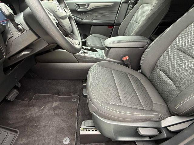 Used 2025 Ford Escape Active FWD image 15