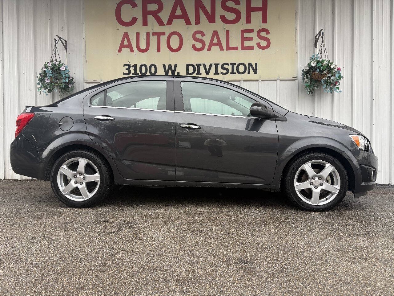 Used 2016 Chevrolet Sonic LTZ FWD image 3