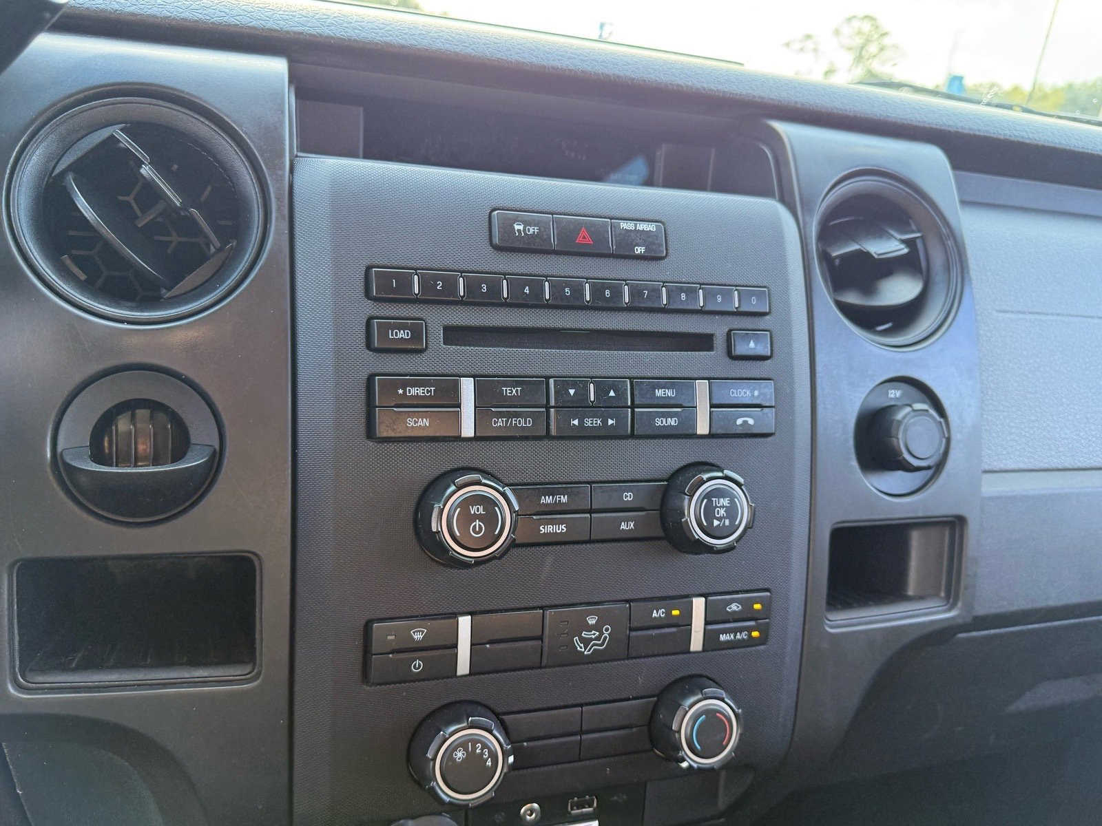 Used 2014 Ford F150 STX w/ Equipment Group 201A Mid image 25