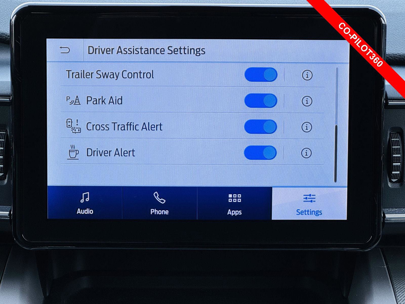 Used 2024 Ford Explorer XLT w/ Equipment Group 202A AWD/4WD image 8