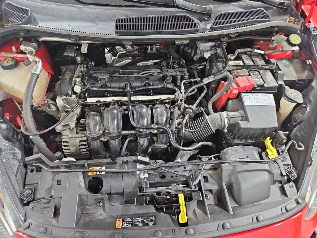 Used 2015 Ford Fiesta SE image 20