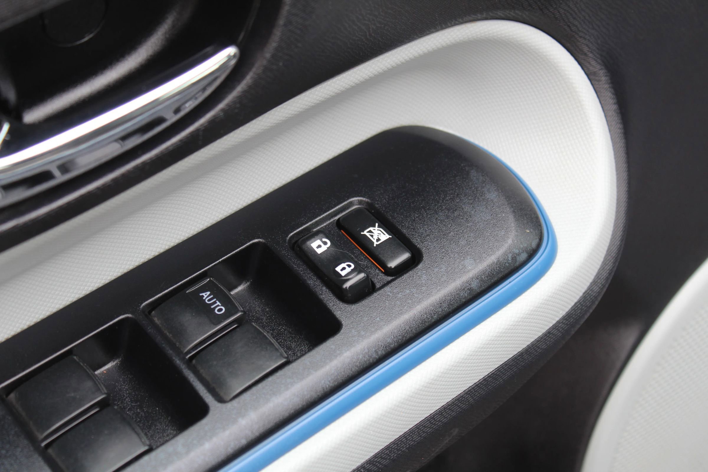 Used 2013 Toyota Prius C Two FWD image 23