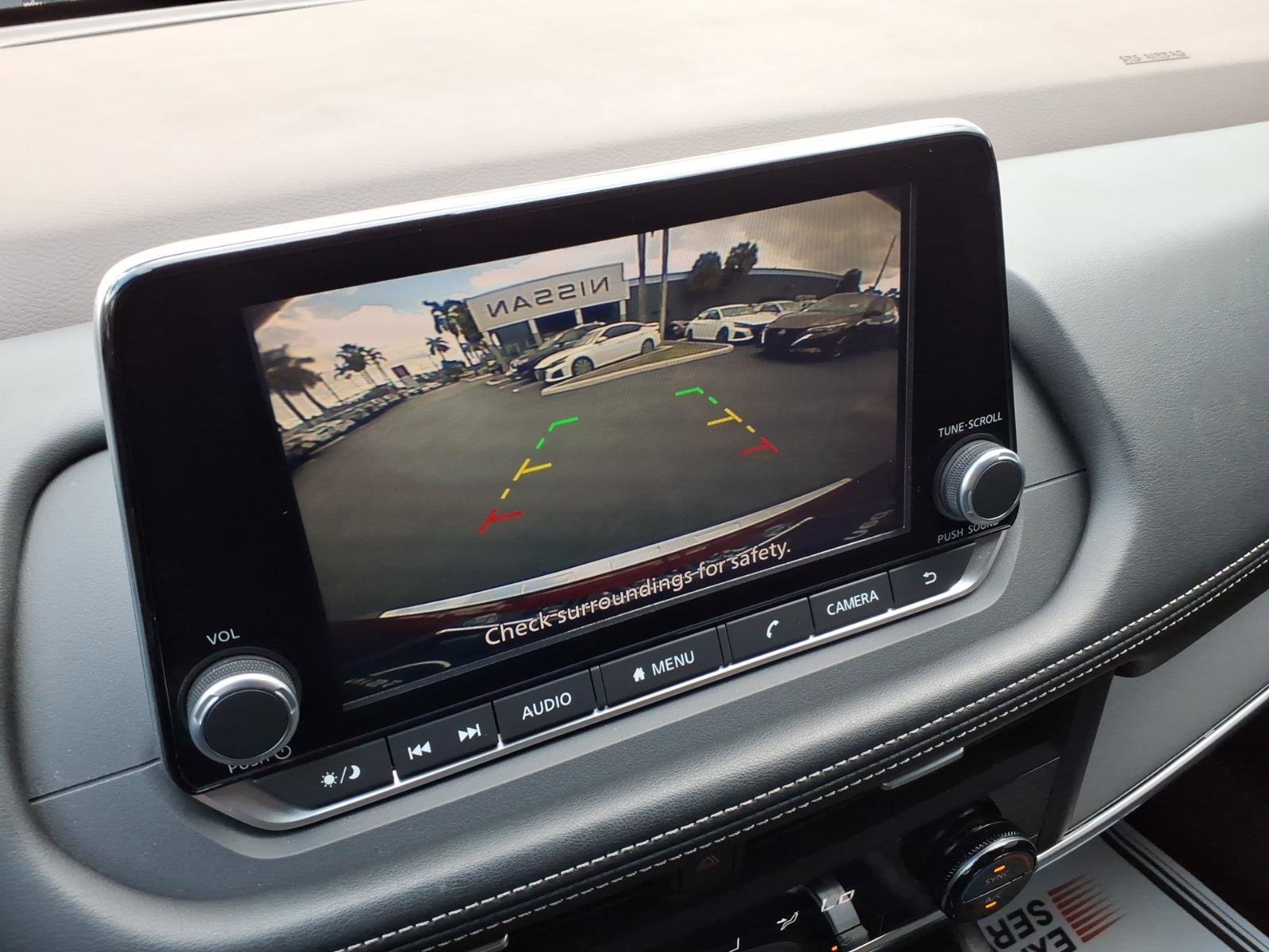 Certified 2023 Nissan Rogue SV image 27