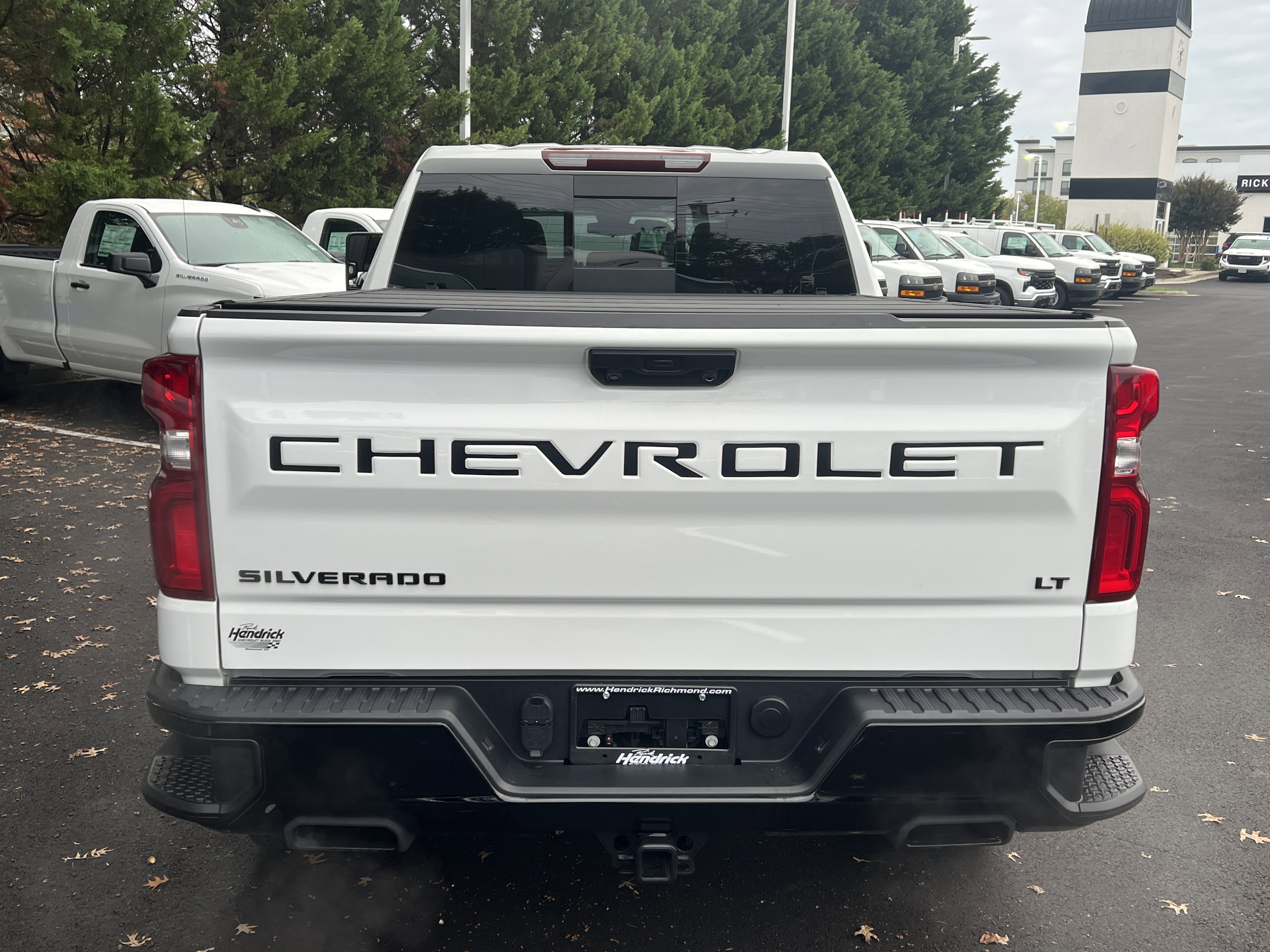 Certified 2024 Chevrolet Silverado 1500 LT Trail Boss w/ Convenience Package II image 9