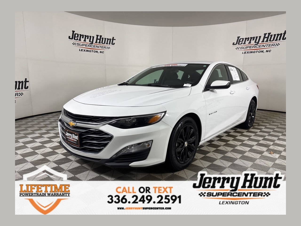 Used 2024 Chevrolet Malibu LT image 1