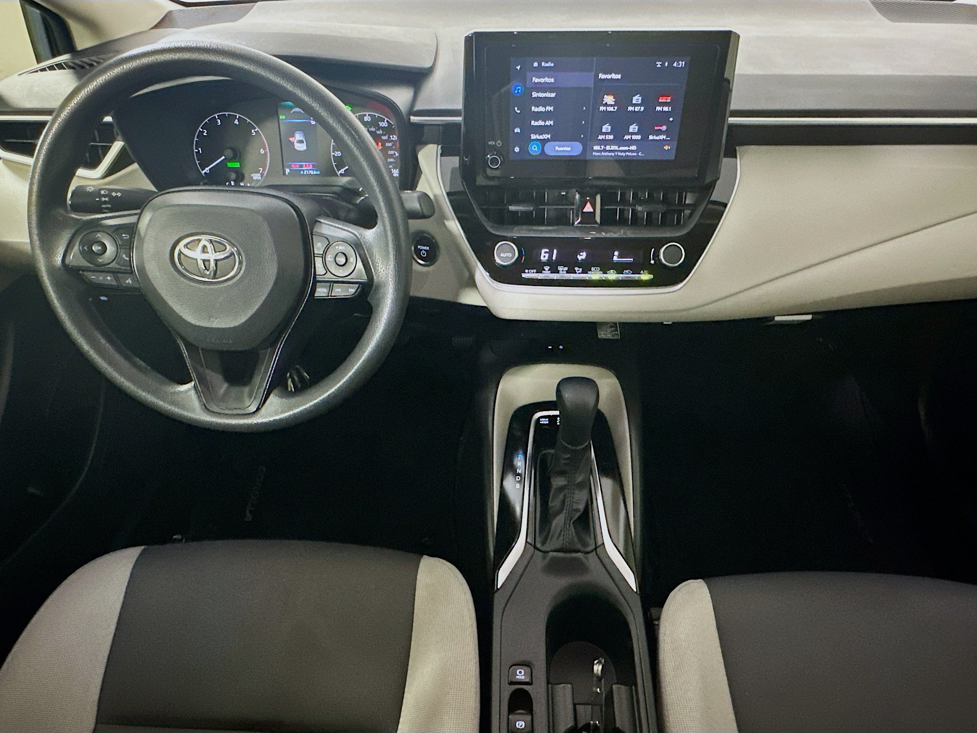 Used 2025 Toyota Corolla LE w/ LE Premium Package FWD image 27