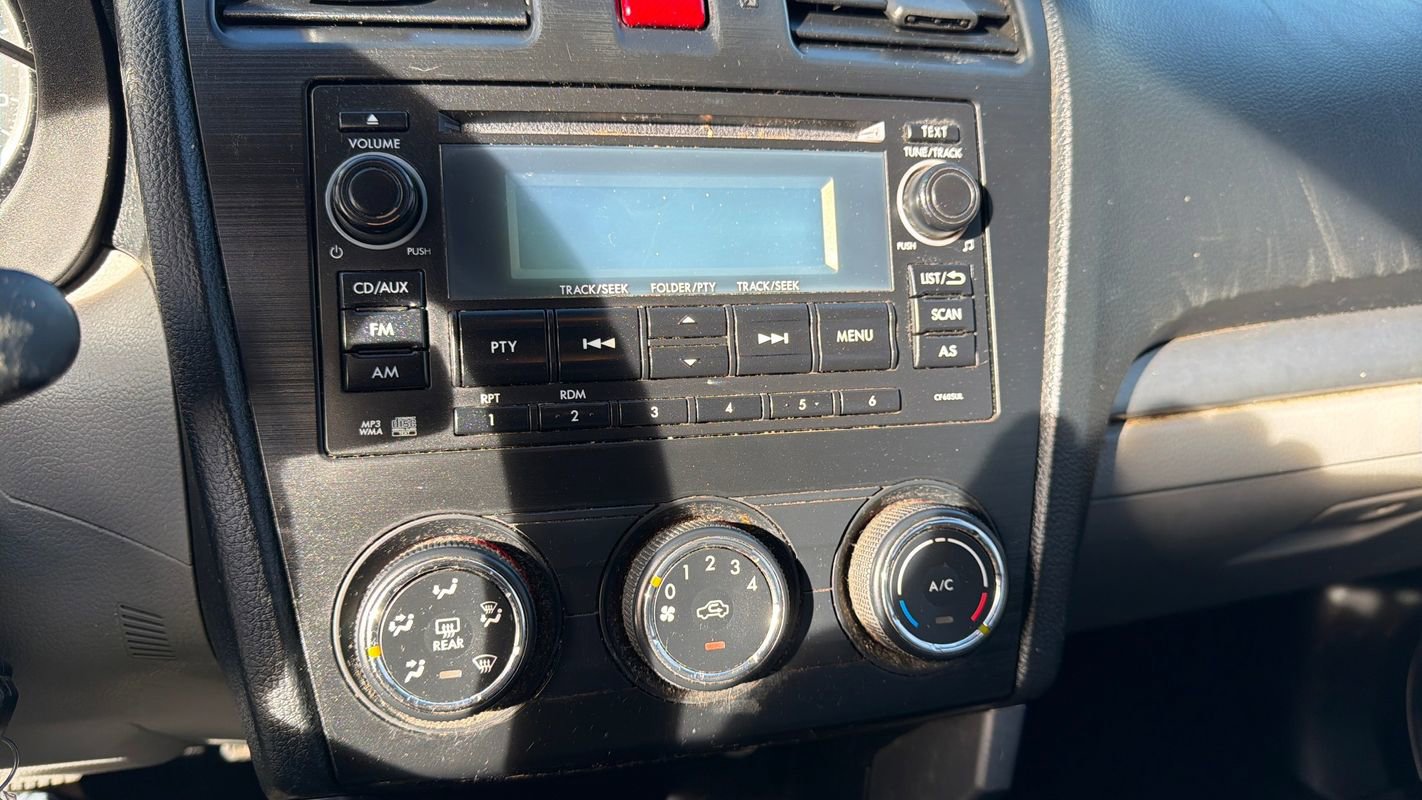 Used 2015 Subaru Forester 2.5i image 12