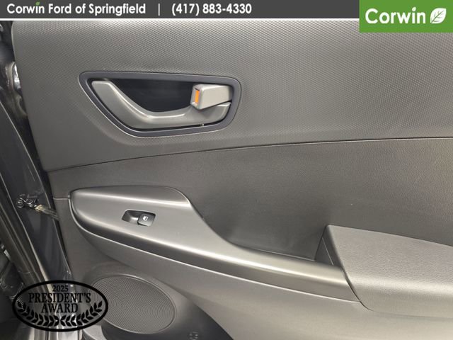 Used 2023 Hyundai Kona SEL FWD image 14