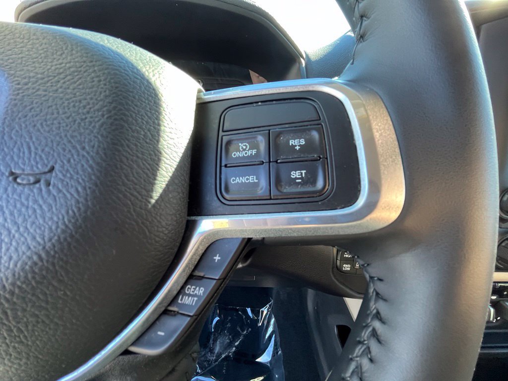 Used 2022 RAM 2500 Laramie AWD/4WD image 28