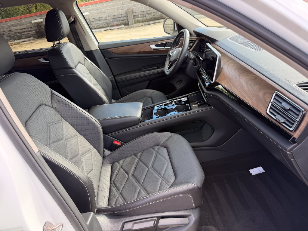 Certified 2024 Volkswagen Atlas SE AWD/4WD image 25
