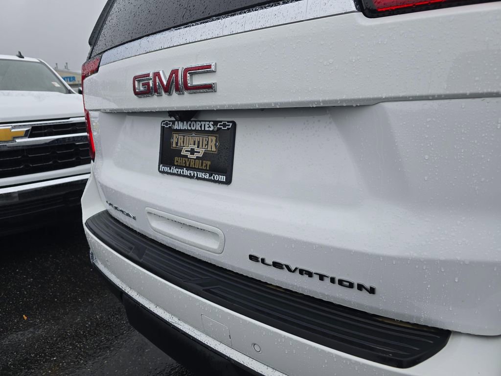 Used 2025 GMC Yukon XL Elevation AWD/4WD image 10