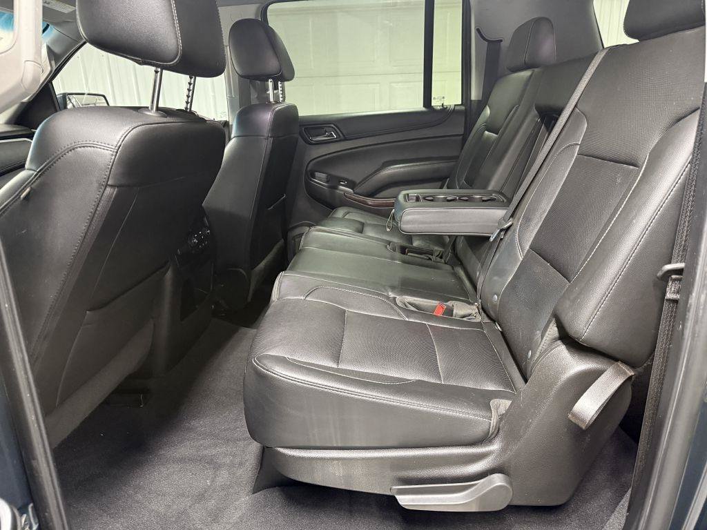 Used 2020 GMC Yukon XL SLT w/ Open Road Package AWD/4WD image 29