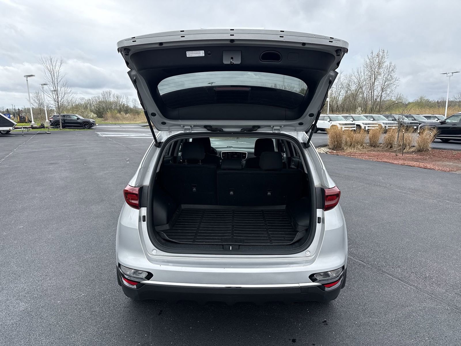 Used 2021 Kia Sportage LX image 21