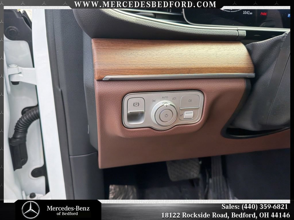 Used 2024 Mercedes-Benz GLE 350 4MATIC image 11
