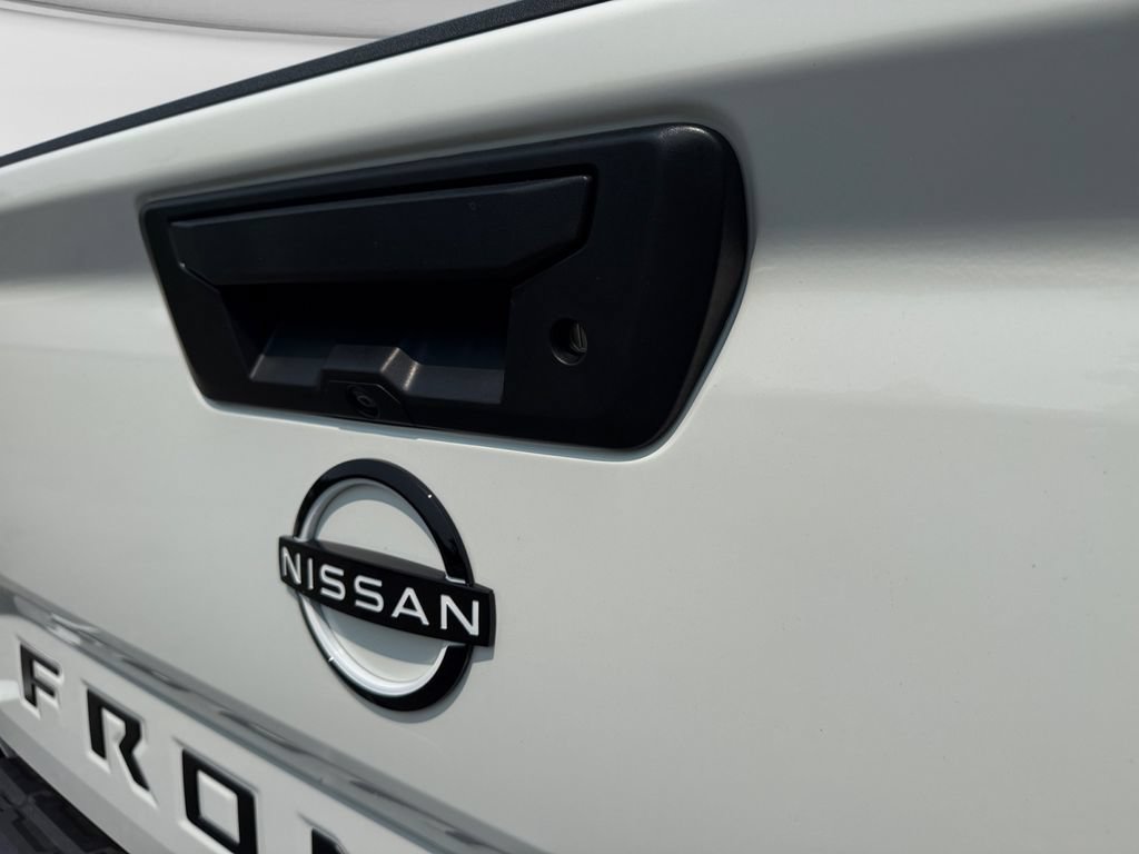 New 2026 Nissan Frontier SV w/ Tow Package AWD/4WD image 17
