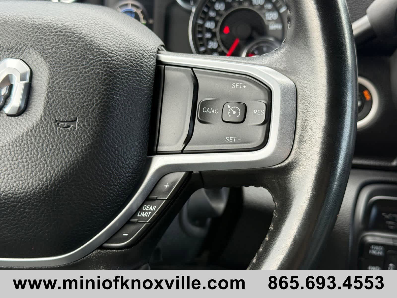 Used 2024 RAM 3500 Big Horn AWD/4WD image 26