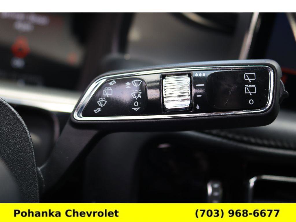 Used 2023 Lincoln Nautilus Reserve image 14