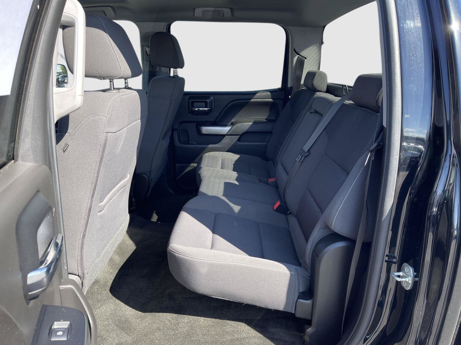 Used 2018 Chevrolet Silverado 1500 LT w/ All Star Edition AWD/4WD image 14