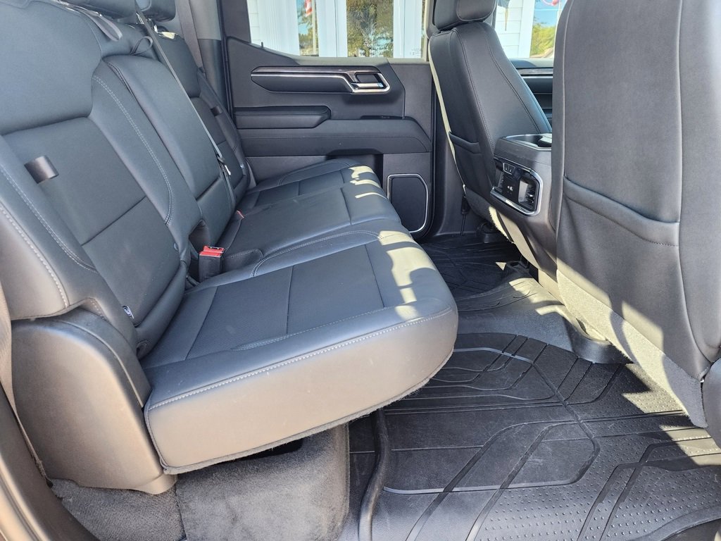 Certified 2024 Chevrolet Silverado 1500 LTZ w/ Technology Package image 18