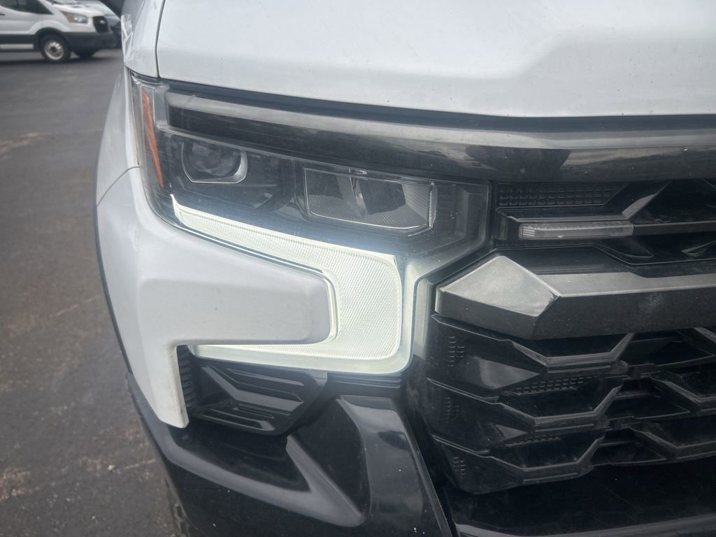 Used 2022 Chevrolet Silverado 1500 ZR2 w/ Technology Package image 21