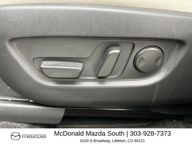 Certified 2025 MAZDA CX-70 Plug-In Hybrid w/ Premium Pkg AWD/4WD image 12