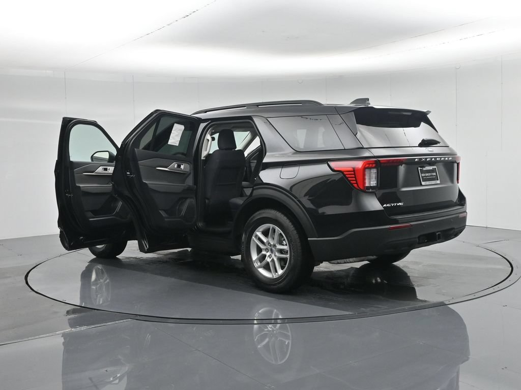 New 2026 Ford Explorer Active RWD image 25