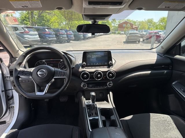 Used 2023 Nissan Sentra SR w/ Midnight Edition Package FWD image 19