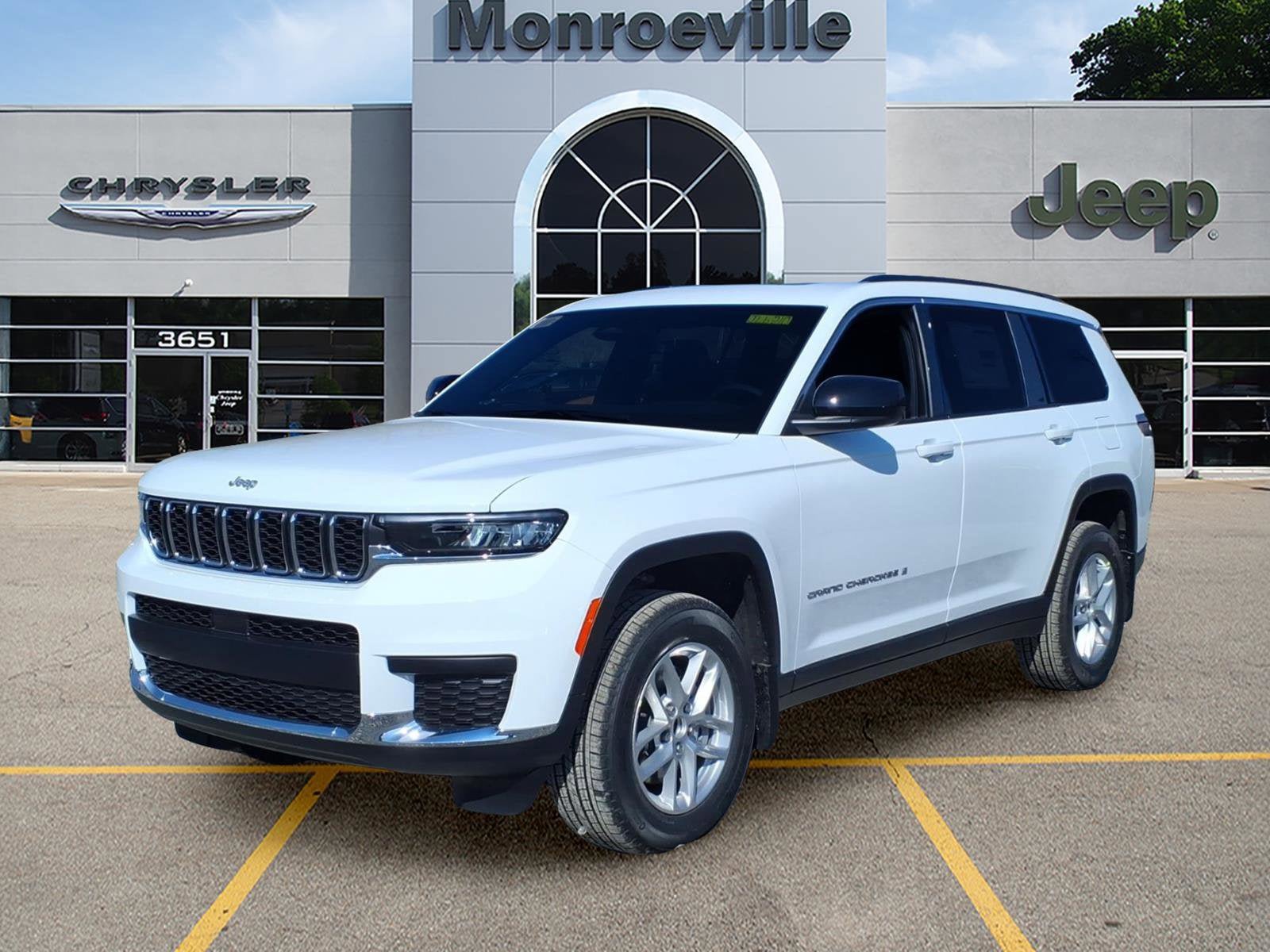 New 2026 Jeep Grand Cherokee L 4WD image 1