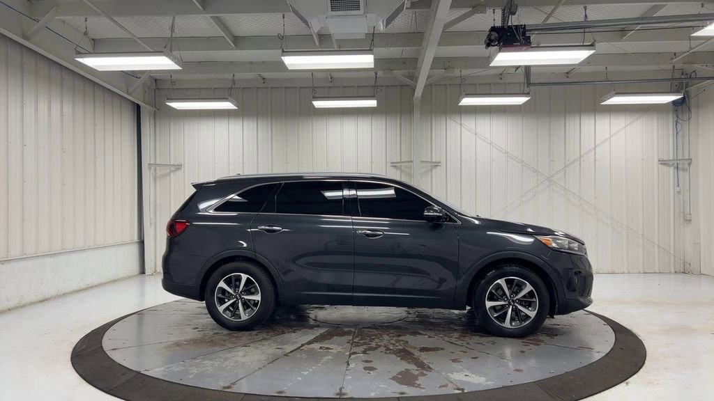 Used 2019 Kia Sorento EX FWD image 9