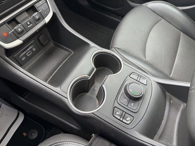 Used 2023 GMC Terrain SLT image 43