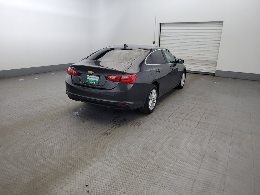 Used 2018 Chevrolet Malibu LT FWD image 9