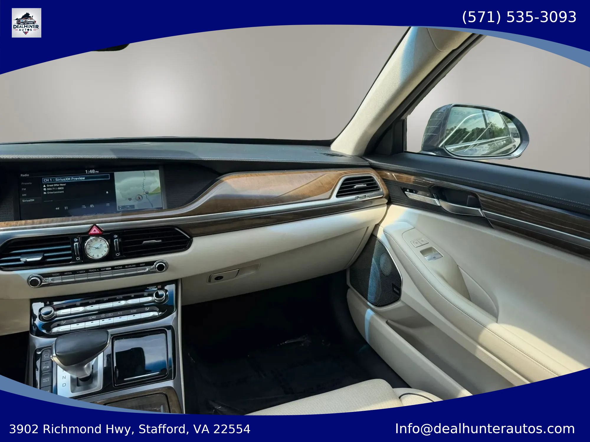 Used 2017 Genesis G90 3.3T Premium AWD/4WD image 32