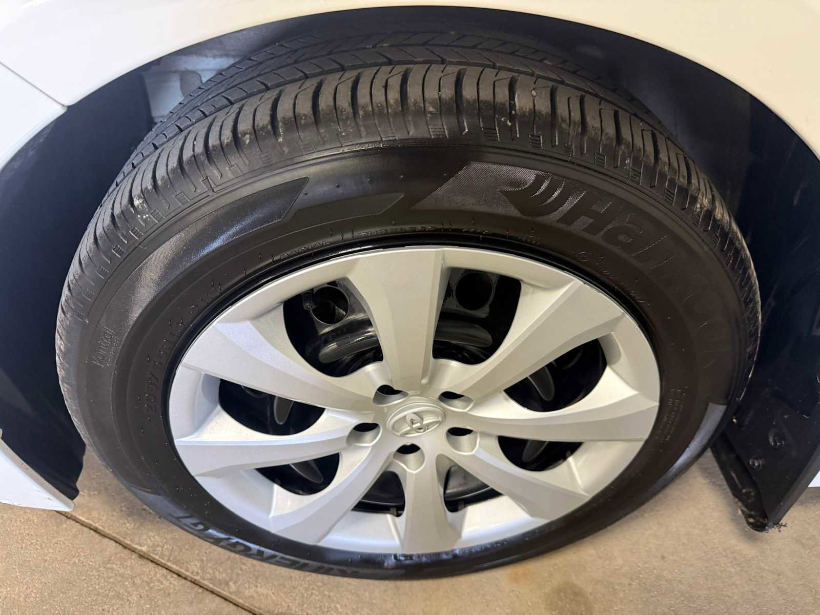 Certified 2024 Toyota Corolla LE FWD image 8