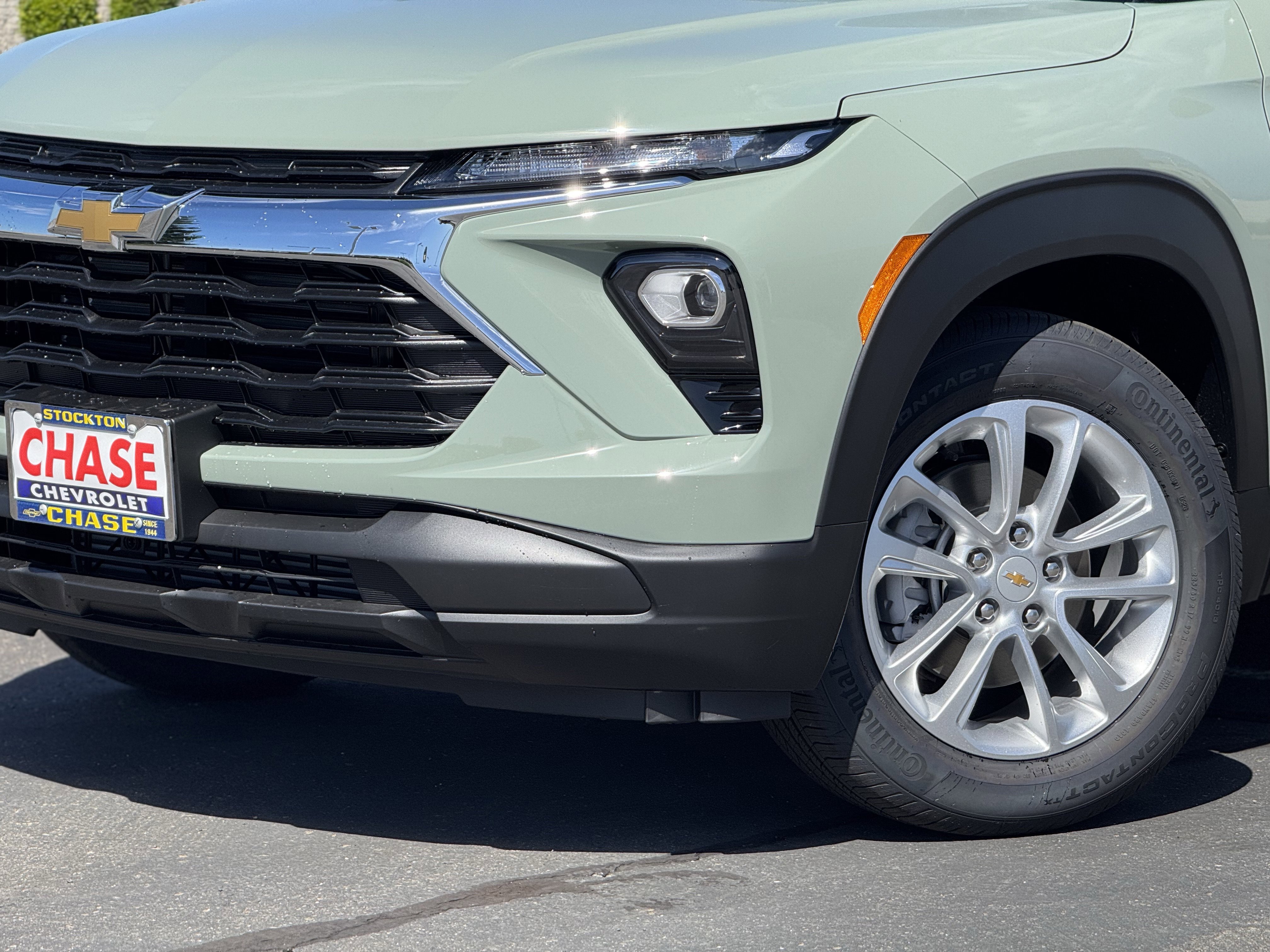 New 2026 Chevrolet TrailBlazer LS w/ LS Convenience Package FWD image 3