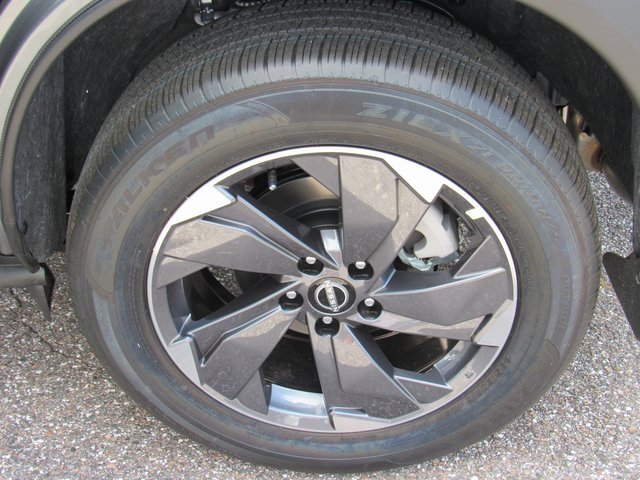 New 2026 Nissan Rogue SV image 8