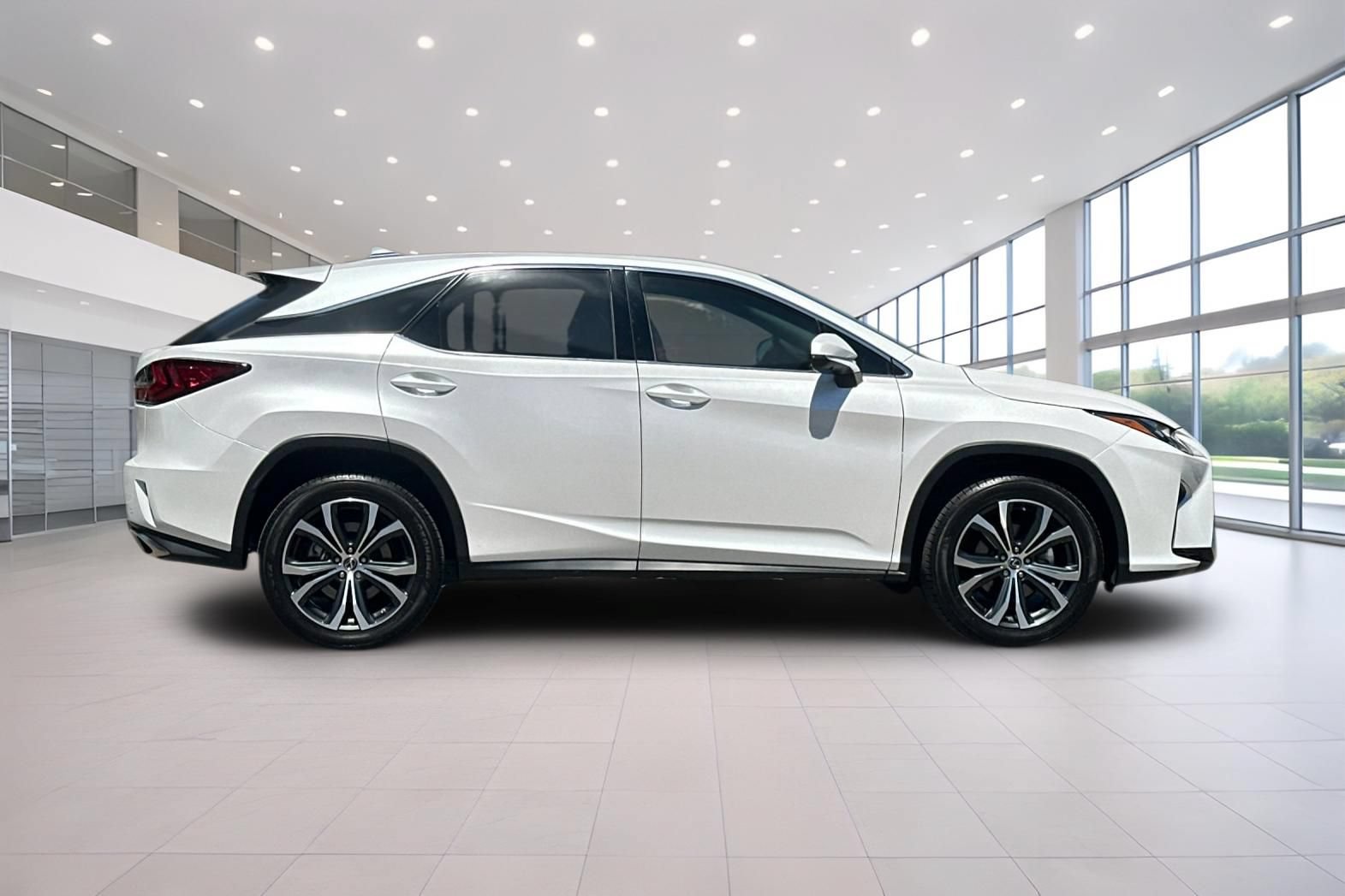 Used 2019 Lexus RX 350 FWD image 3