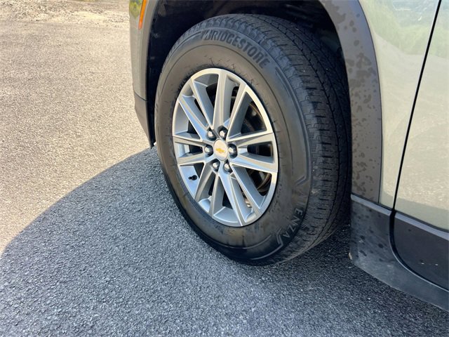 Used 2023 Chevrolet Traverse LT image 31