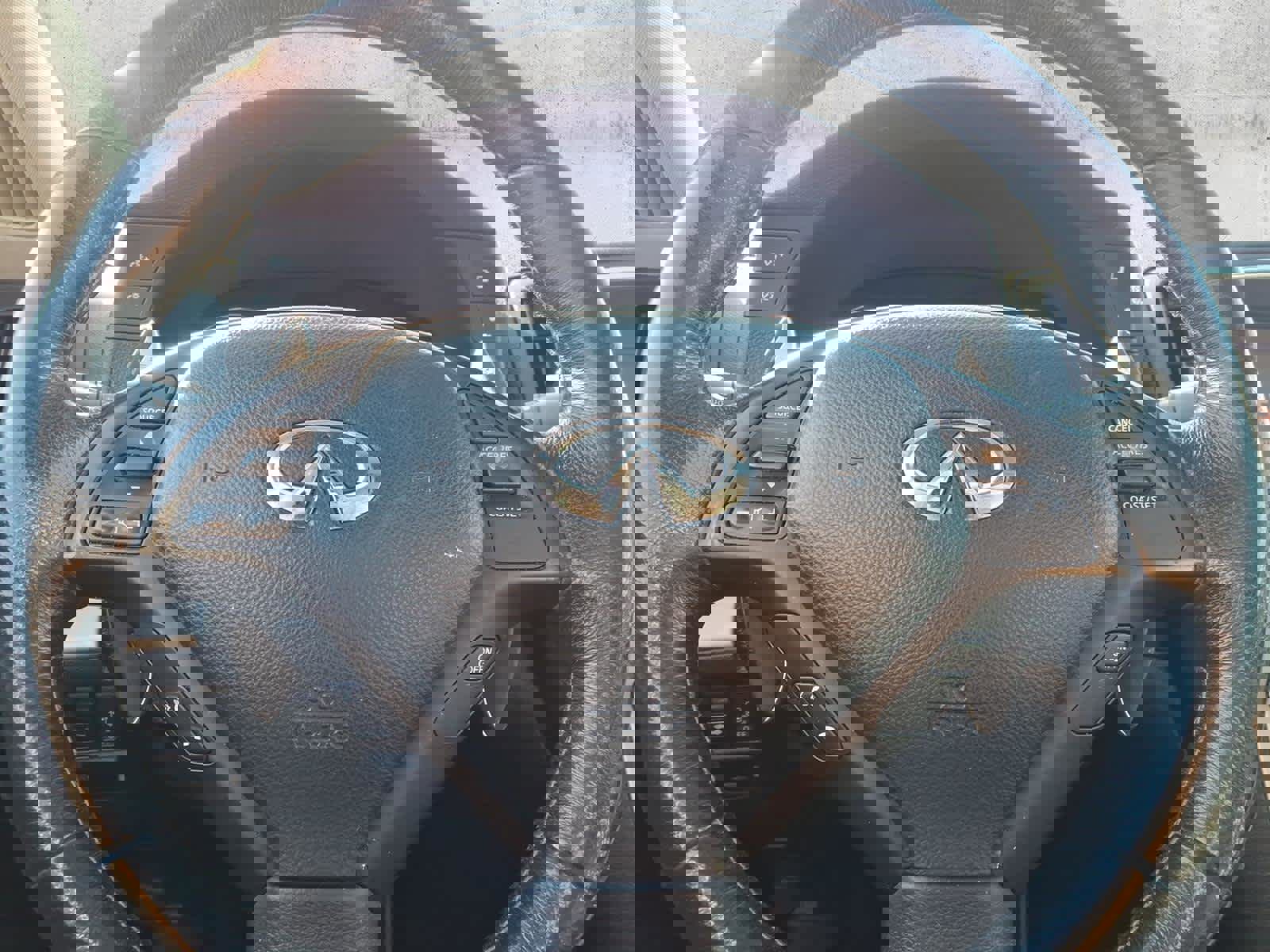 Used 2011 INFINITI G37 x w/ Premium Pkg image 24