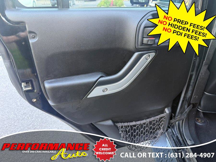 Used 2015 Jeep Wrangler Unlimited Sahara w/ Max Tow Package AWD/4WD image 24