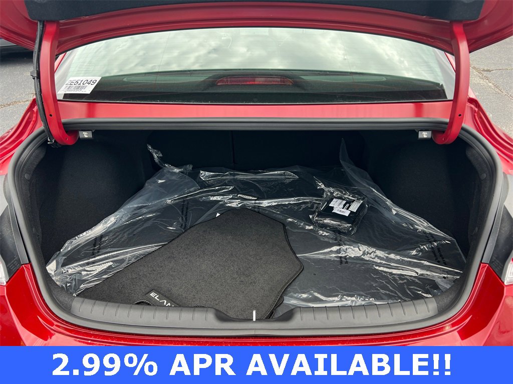 Certified 2025 Hyundai Elantra Limited image 18