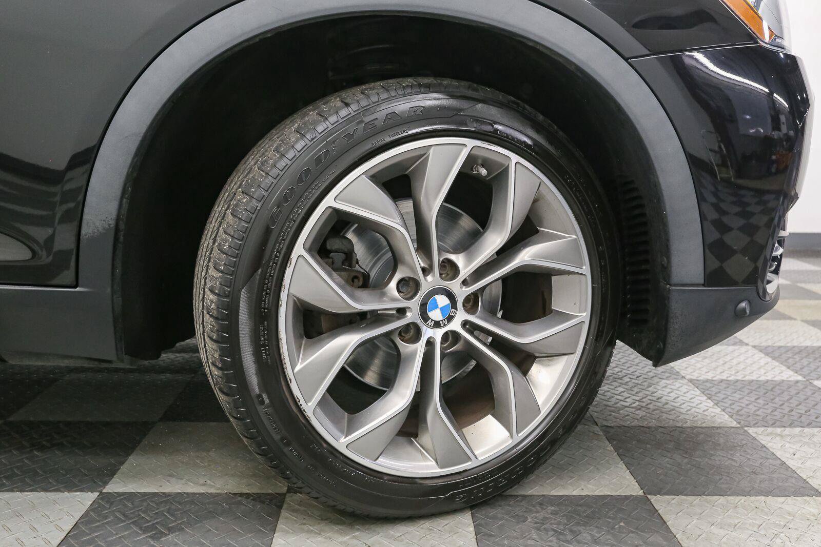 Used 2017 BMW X3 xDrive28i AWD/4WD image 15